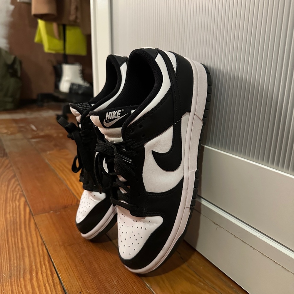 Nike Black and White Sneakers